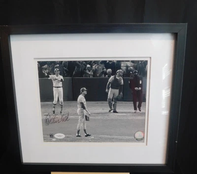 Carlton Fisk Signed Framed Photo “Stay Fair!” WS-1975 Catcher Red Sox HOF Auto - Image 1 of 4