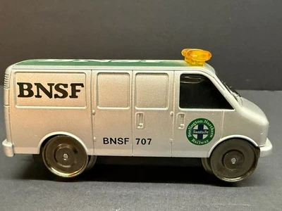 K-Line O Guage K2629-06 BNSF 707 Railroad Van -NICE! - Image 1 of 4