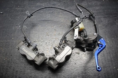 08-16 HONDA CBR1000RR OEM RIGHT LEFT FRONT BRAKE CALIPER SET PAIR MASTER 09 10 - Image 1 of 4