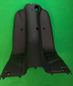CARENA CONTROSCUDO PIAGGIO NRG 50 2T 99 575157000C - Foto 1 di 1
