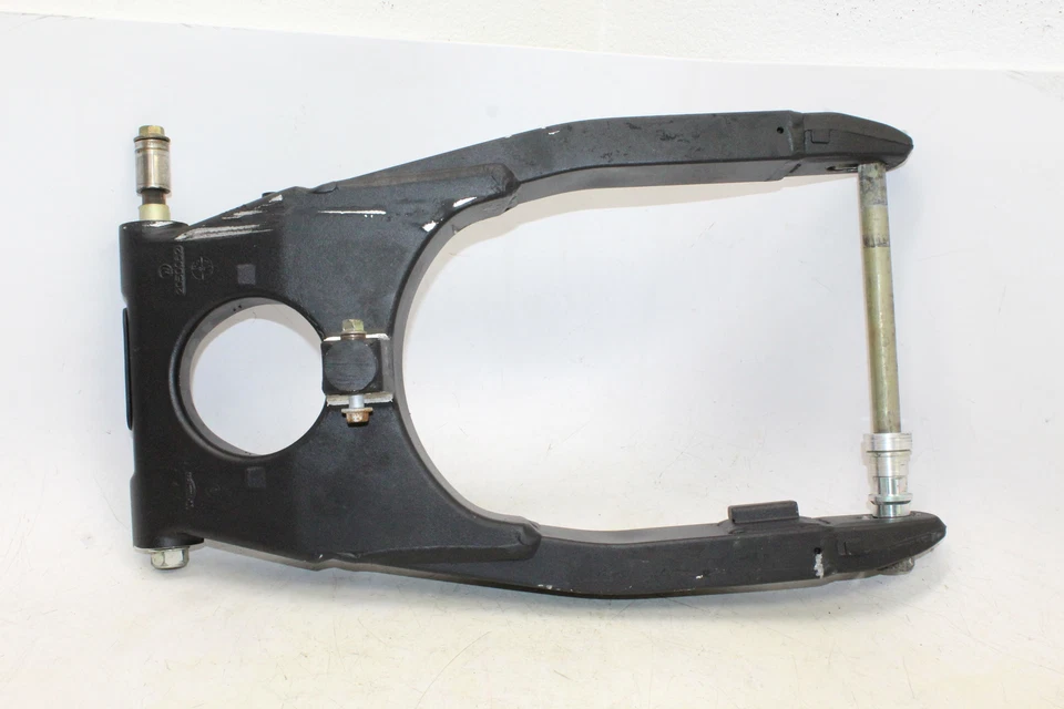 Triumph Daytona 650 2005 basculante trasero suspensión trasera brazo oscilante Foto 1 de 4