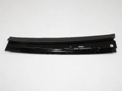 Aplique de pilar izquierdo genuino Mopar 2001-2004 Chrysler PT Cruiser B 5288839AG Foto 1 de 4