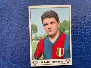 PANINI CALCIATORI 1964/65 BOLOGNA PERANI VALIDA MAI ATTACCATA *** - Foto 1 di 2