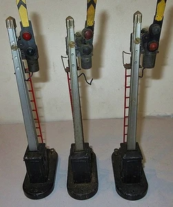 LIONEL #151 SEMAPHORES X 3,USED - Picture 1 of 6