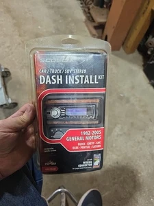 Scosche GM1504 Dash Stereo Install Kit for 1982-2005 General Motors - Picture 1 of 2