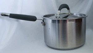 KitchenAid 3 Quart gebürsteter Edelstahl Kochtopf mit Deckel - Bild 1 von 5