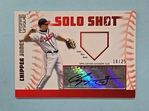 2009 Topps Unique Chipper Jones Auto Jersey Relic Solo Shot #SSAR-CJ Card /25 - Picture 1 of 2