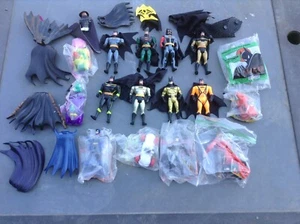 Vintage Batman Lot Kenner and McDonalds 1990s extra capes - Picture 1 of 7