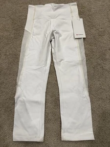 NWT Lululemon Women’s Wunder Under HR Crop Flocked Size 6 Color White - Picture 1 of 4