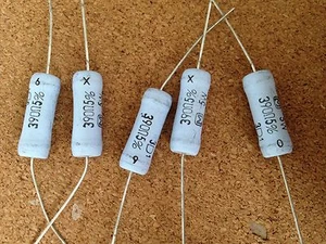 390 Ohm 5W 5% Metal Oxide Film Resistor Panasonic ERG Series Multi Qty - Picture 1 of 1