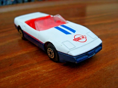 CHEVROLET CORVETTE CABRIOLET MAISTO ECH:1/64 - Photo 1/4