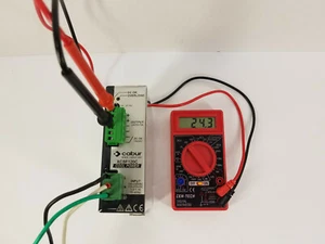 Fuente de alimentación Cabur XCSF120C 24 VDC @ 5 amperios (120/230 VAC, 1Ø, 50/60hz) - Imagen 1 de 9