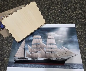 Segelschiff Vollfarbe Holz Puzzle mit Custom Box 8 x 11 Größe - Bild 1 von 3