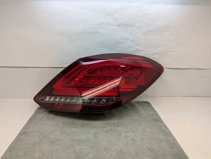 2019-2023 Mercedes-Benz C300 RIGHT Rear Lamp Combination 205-906-50-03-64 - Picture 1 of 7