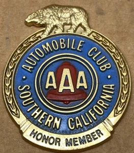 Automobile Club of Southern California "Honor Member" Grille Badge with Bear - Bild 1 von 3