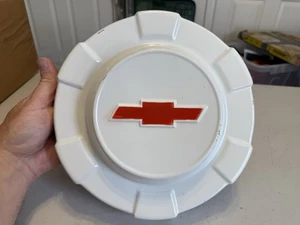NOS GM 61-63 Chevy C10 Truck Dog Dish Hubcap 1/2 Ton White 1961 1962 1963 - Picture 1 of 17