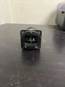 COMPASS MAGNETIC PILOT STANDBY * P/N MS17983-2 / CB-2100-T4 / 1630BU4-02 AirPath - Picture 1 of 3