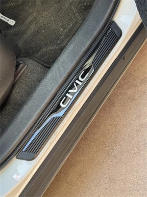 Para Honda CIVIC Accesorios Coche Placas de umbral de puerta Cubierta Protector Borde NUEVO Foto 1 de 4