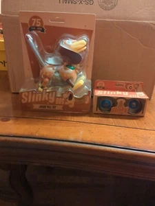 Slinky Dog Junior Pool Toy And Slinky Eyes - Picture 1 of 2