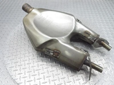 2014 14-16 Aprilia Shiver 750 SL750 排气管消声器 原始设备制造商 — 第 1/4 张图片