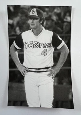 Doug Rader (1978) San Diego Padres Vintage Baseball Postcard PCSP - Image 1 of 2