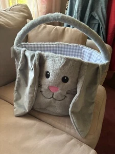 EASTER OVER SIZE BASKET SIZE IS 20L X 14W X 12H COLOR LITE GRAY, NEW. - Picture 1 of 2
