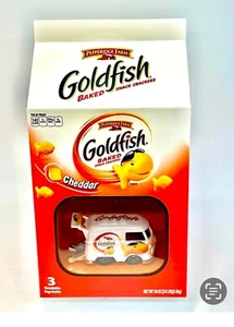 HW Limited Edition Cheddar Goldfish VW Kool Kombi - Picture 1 of 4
