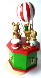 Vintage 9" Spieluhr TEDDYBÄR PICKNICKLIED Holz Made in Taiwan - Bild 1 von 7
