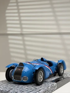 1932 DELAHAYE TYPE 145 V-12 SPIDER (Bluette) [MINICHAMPS] 1/18 scale - Picture 1 of 4