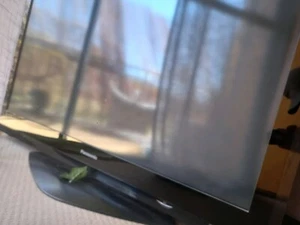TV 43 inch Panasonic plasma 2008 - Picture 1 of 3