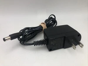 Genuine Netgear 12V 0.5A AC DC Adapter Power Supply 332-10744-01 AD2015F23  - Picture 1 of 3