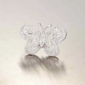 Fabulous 935 Silver Women's 1.10 CT White Cubic Zirconia Unique Butterfly Brooch - Picture 1 of 6