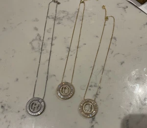 initial necklace - Picture 1 of 2
