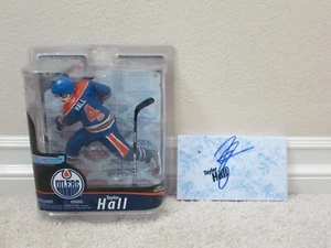 TAYLOR HALL AUTOGRAPHED NHL SERIES 28 MCFARLANE FIGURE EDMONTON OILERS - Picture 1 of 3