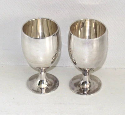 Par de copas de toalla vintage cordiales plateadas EPNS boda año nuevo en caja Foto 1 de 4