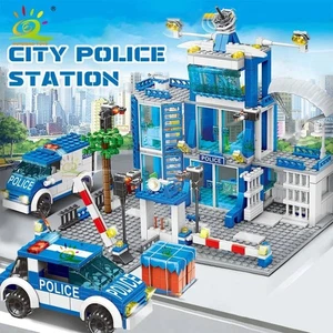HUIQIBAO City Police Station Building Blocks Set – 753 Pieces with Cars & Mini F - Picture 1 of 7