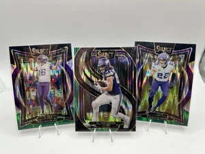 Lotto di 3 carte selezionate 2024 - Minnesota Vikings verde e nero Shockenson Smith - Foto 1 di 2