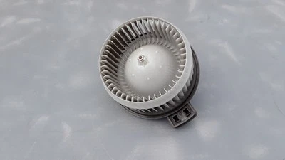 Motor soplador calentador aire acondicionado Honda Fit 2009-2013 con ventilador OEM Foto 1 de 4