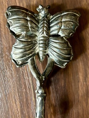 GODINGER Silver Plated. Butterfly Design Serving Tongs 10.5. Inch VINTAGE - Image 1 of 4