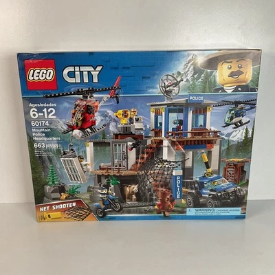 LEGO City Cuartel General de Policía de Montaña (60174) Sellado y Retirado Foto 1 de 4