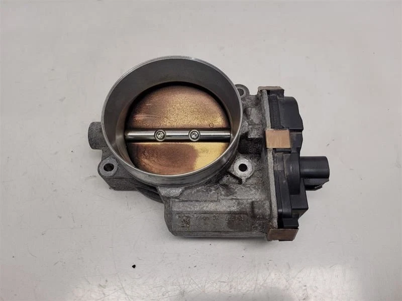 2009-14 雪佛兰 Suburban 1500 (5.3 升 / AT) 节气门车身 - DBW / 电线驱动 — 第 1/4 张图片