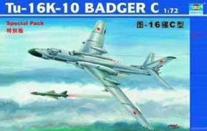 Trumpeter 01613 1/72 Tu-16K-10 Badger C - Picture 1 of 1