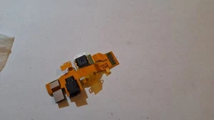 Nokia Lumia 550 RM-1127 Genuine Camera Headphone Jack Flex Cable - Picture 1 of 1