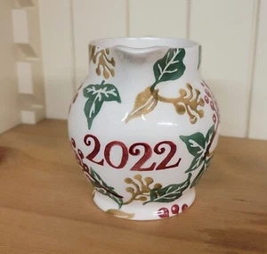 Jarra Emma Bridgewater Hecha a Mano en Reino Unido 1/2 Pinta -HIEDRA NAVIDAD 2022 - Imagen 1 de 5