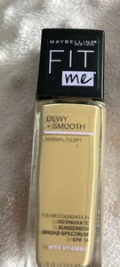 Maybelline Fit Me Dewy+Smooth Foundation SPF18 & Vitamin E (1oz) Buff beige 130 - Picture 1 of 3