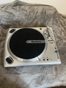 Numark TT1650 professional turntable Used but fully functional / Direct Drive - Picture 1 of 10