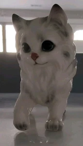 Vintage Napcoware White Kitten Blue Eye Figurine 9787 Kitty Cat - Picture 1 of 8