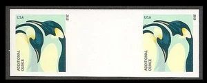 US 4989a Penguins additional ounce imperf NDC vert gutter pair MNH 2015 - Picture 1 of 1