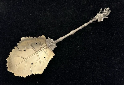 Gorham Sterling NUT SPOON esquilo em galho 9 1/4" - Imagem 1 de 4