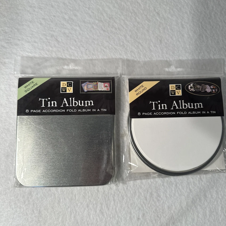 Álbum de hojalata dcwv Lote de 2 álbumes plegables cuadrados y circulares AL-009-00003 artesanos nuevos Foto 1 de 4